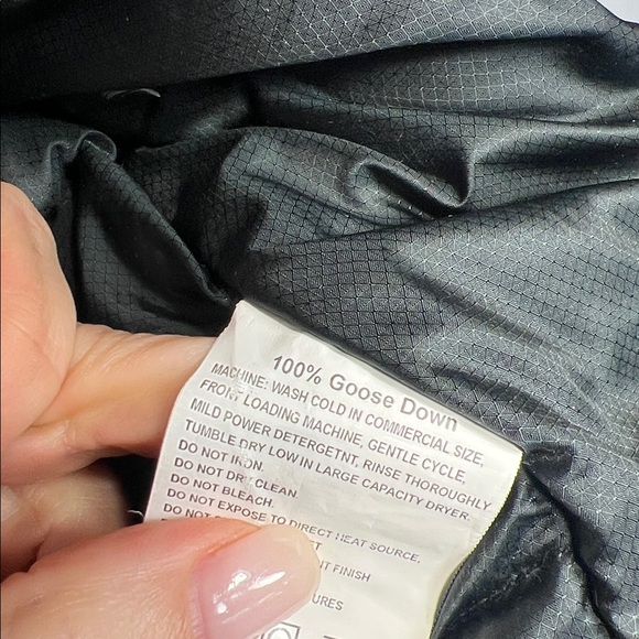Mammut Packable Black Goose Down Puffer Jacket Sz Small Unisex - Picture 10 of 13